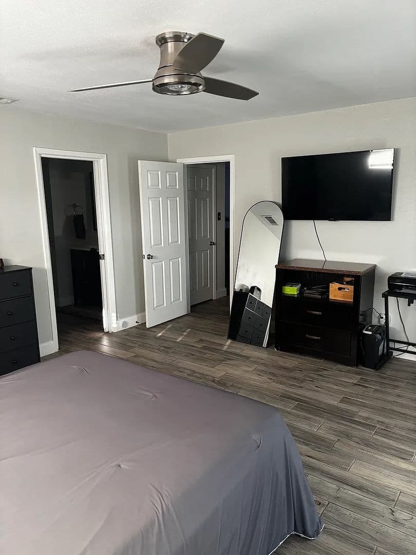 Fort Worth House: 8300 El Retiro Rd