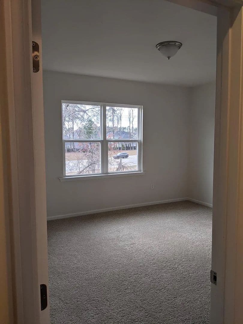 Apex House: 1038 Diamond Dove Ln