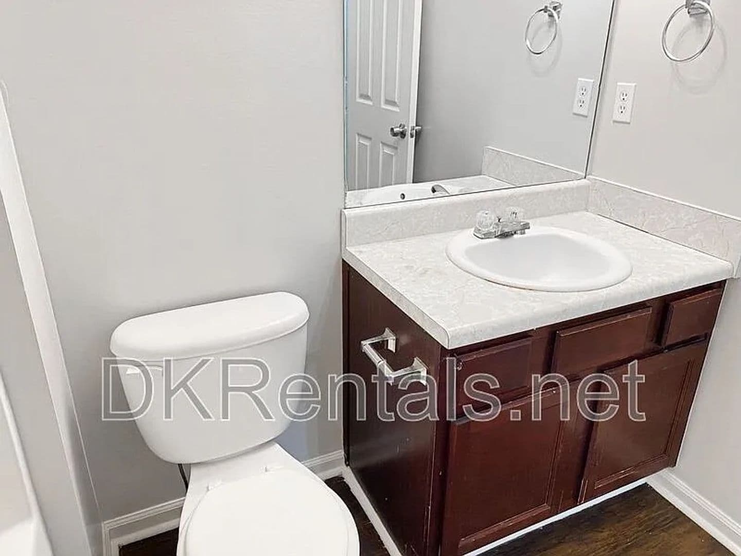East Point House: 4416 Stone Gate Way