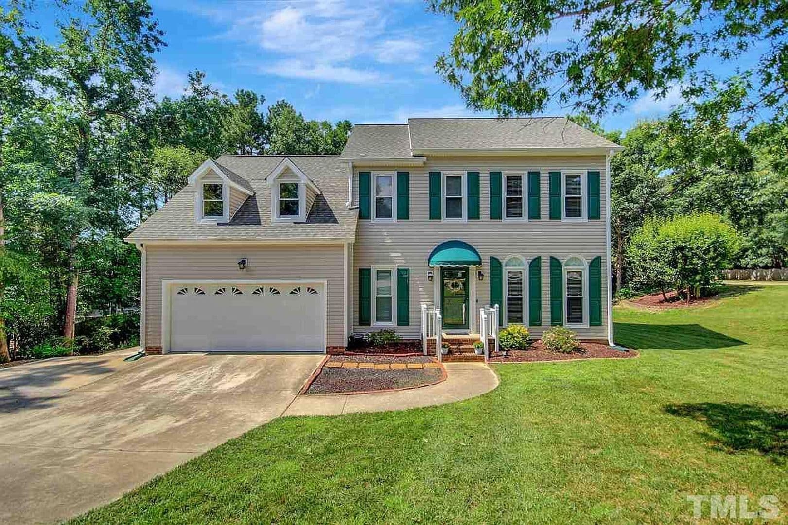 Raleigh House: 3209 Daingerfield Dr