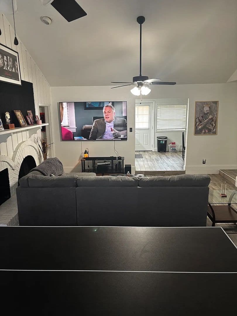 Fort Worth House: 8300 El Retiro Rd
