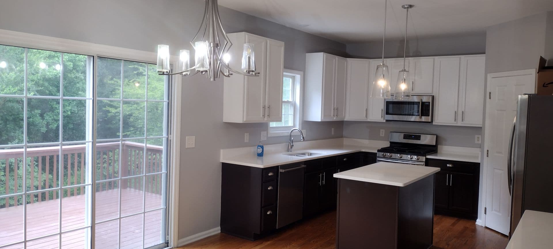 Apex House: 2119 Abby Knoll Dr