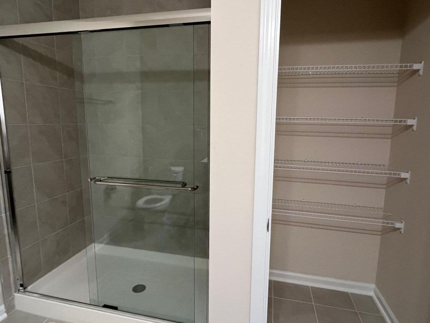 Raleigh House: 5600 Preveza Pl