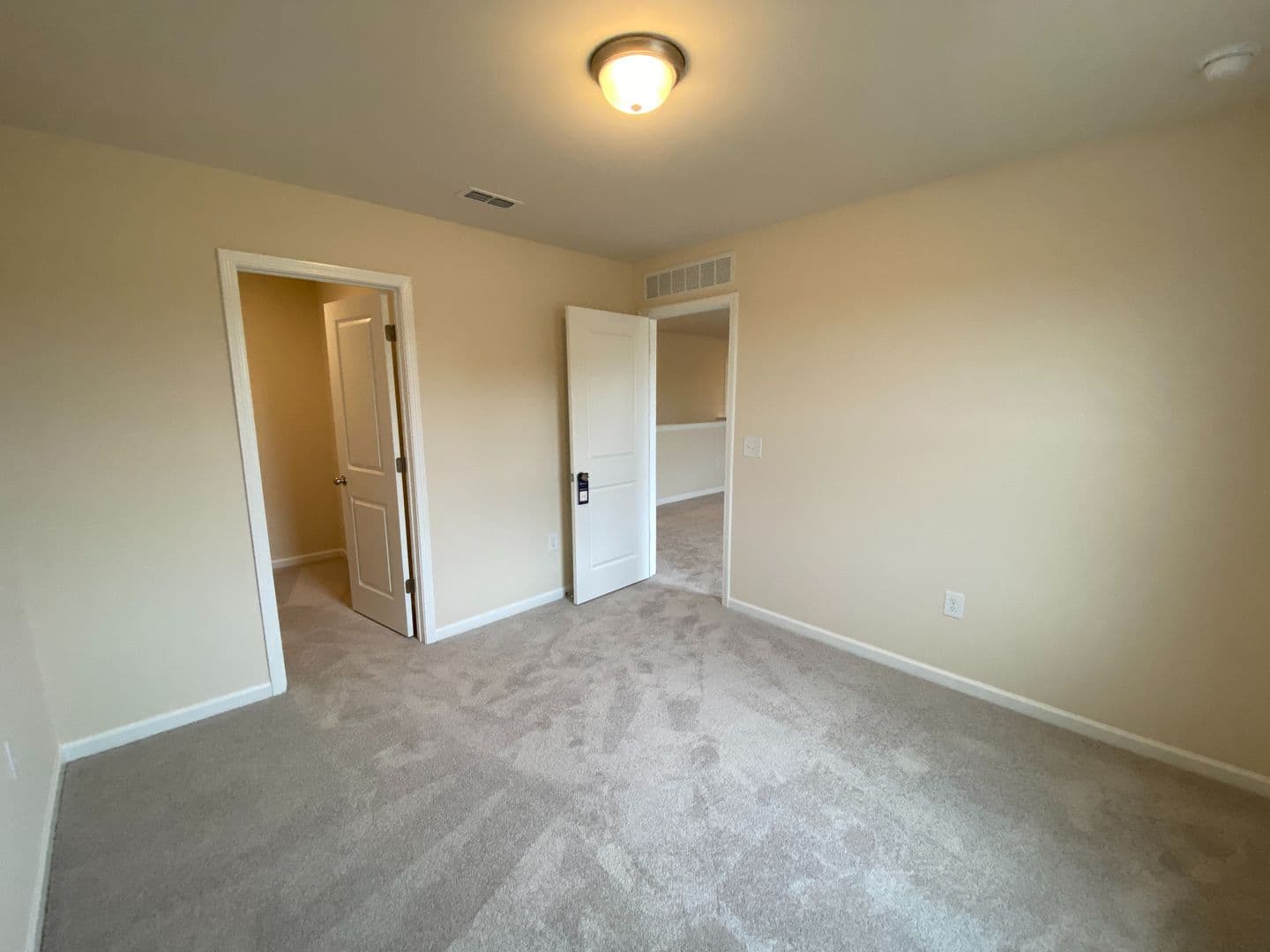 Raleigh House: 3525 Sugarplum Road