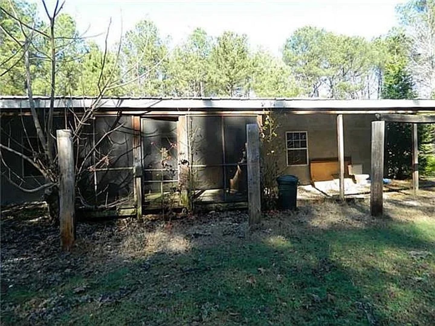 Villa Rica House: 14461 Veterans Memorial Highway
