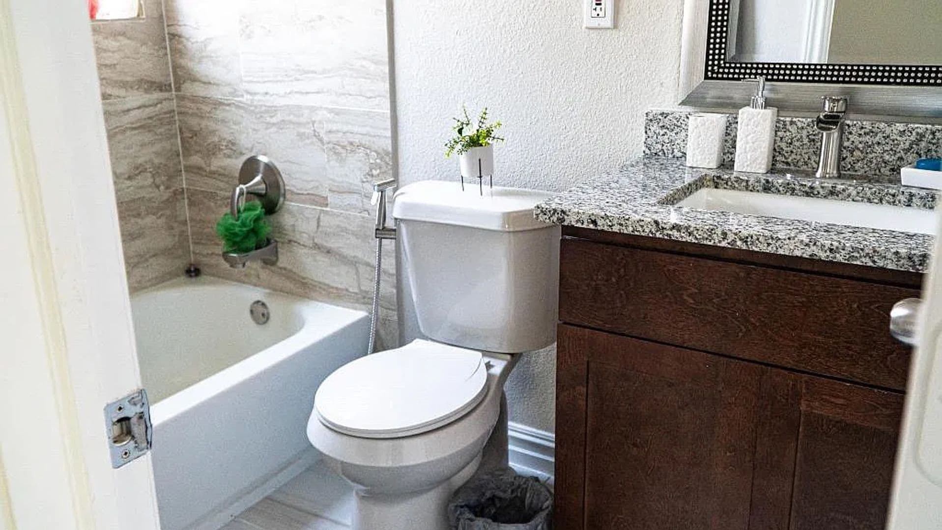Mesquite House: 1715 Crestridge Dr