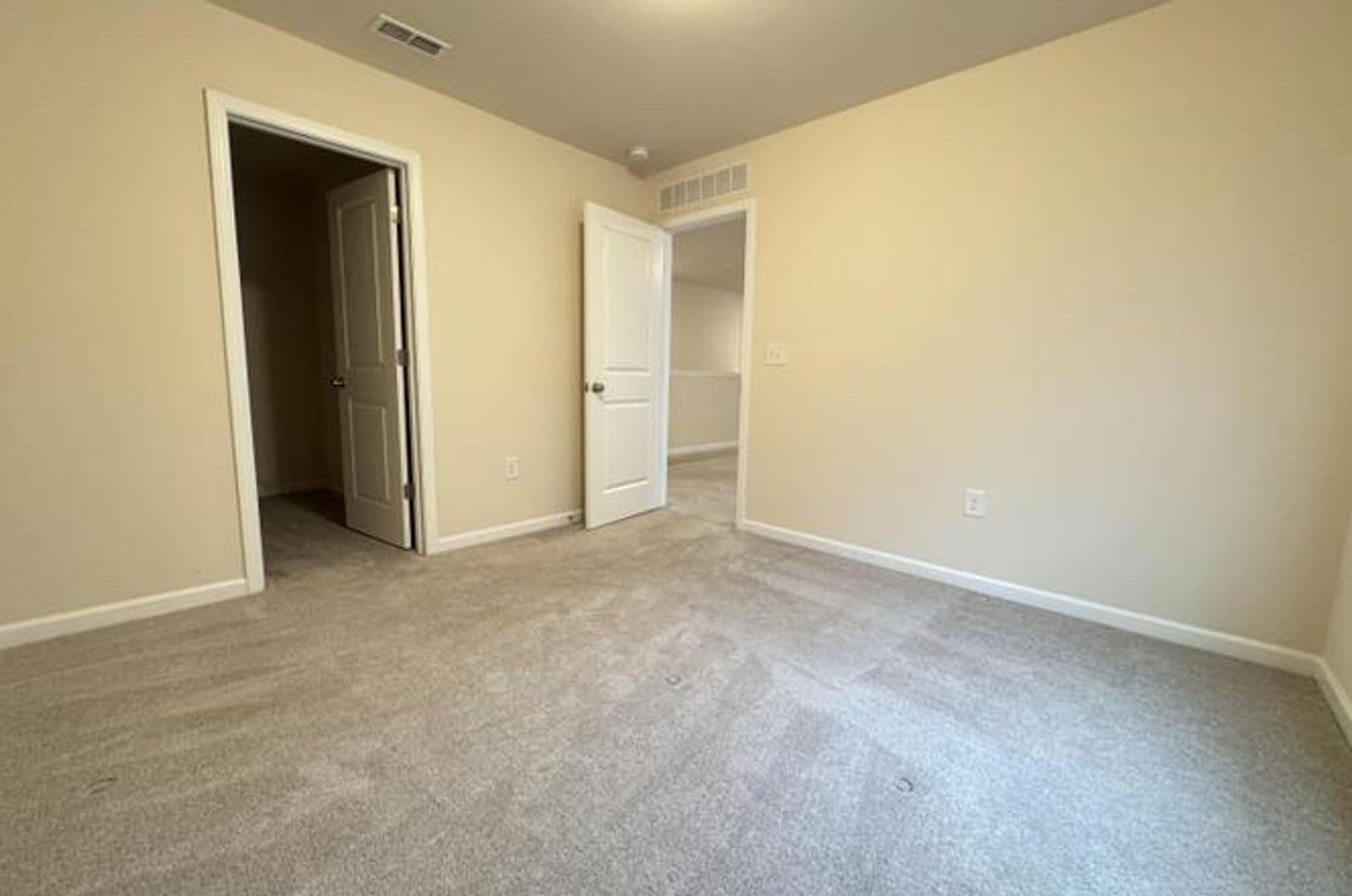 Raleigh House: 1536 Justice Union Ct