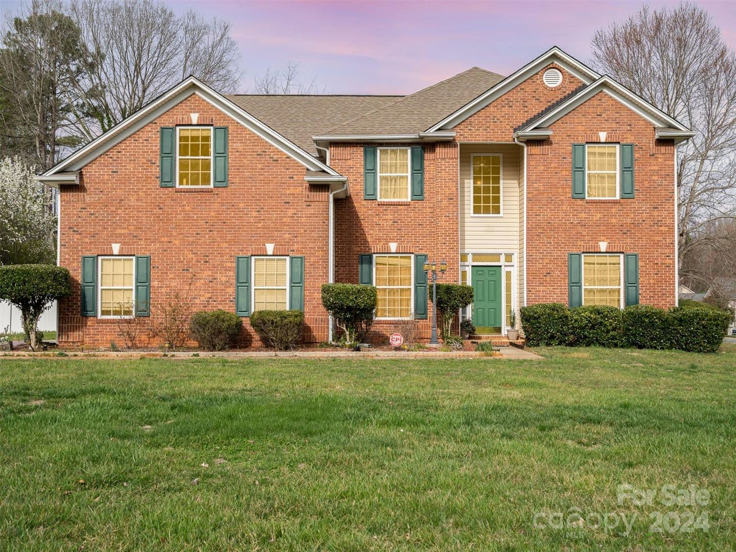 Mint Hill House: 7304 Hannah Alexander Ln