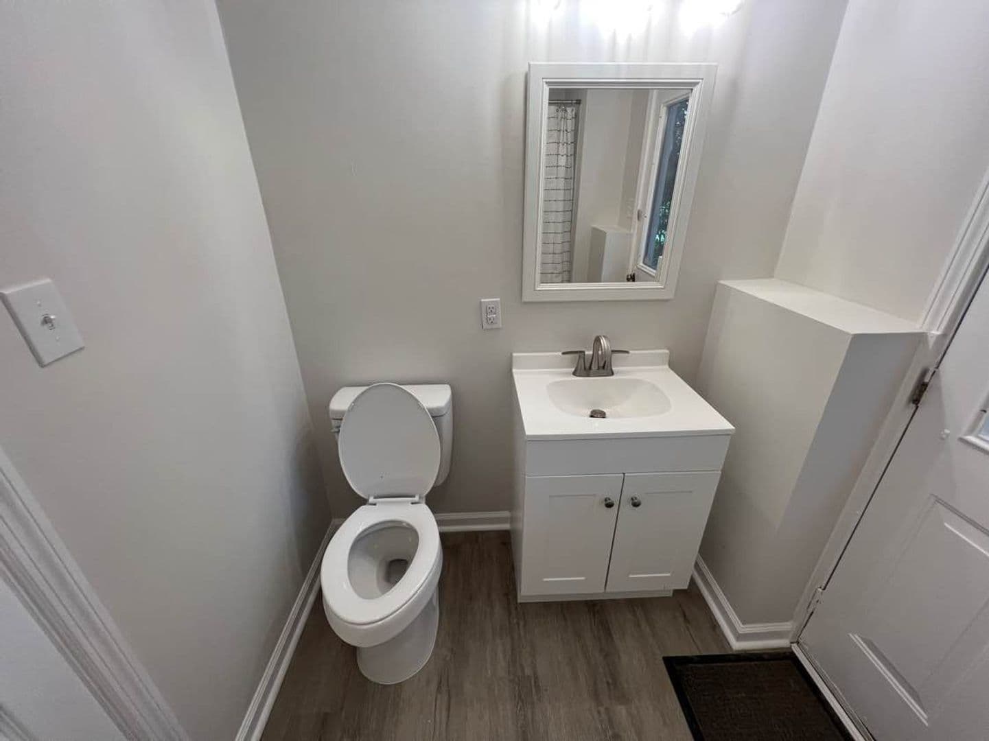 Raleigh House: 2824 Henslowe Dr