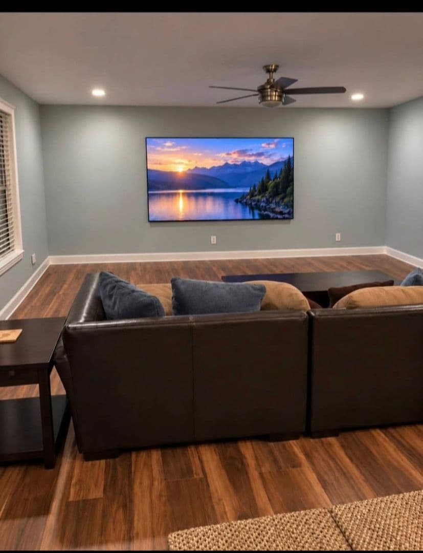Braselton House: 218 Woodley Ct
