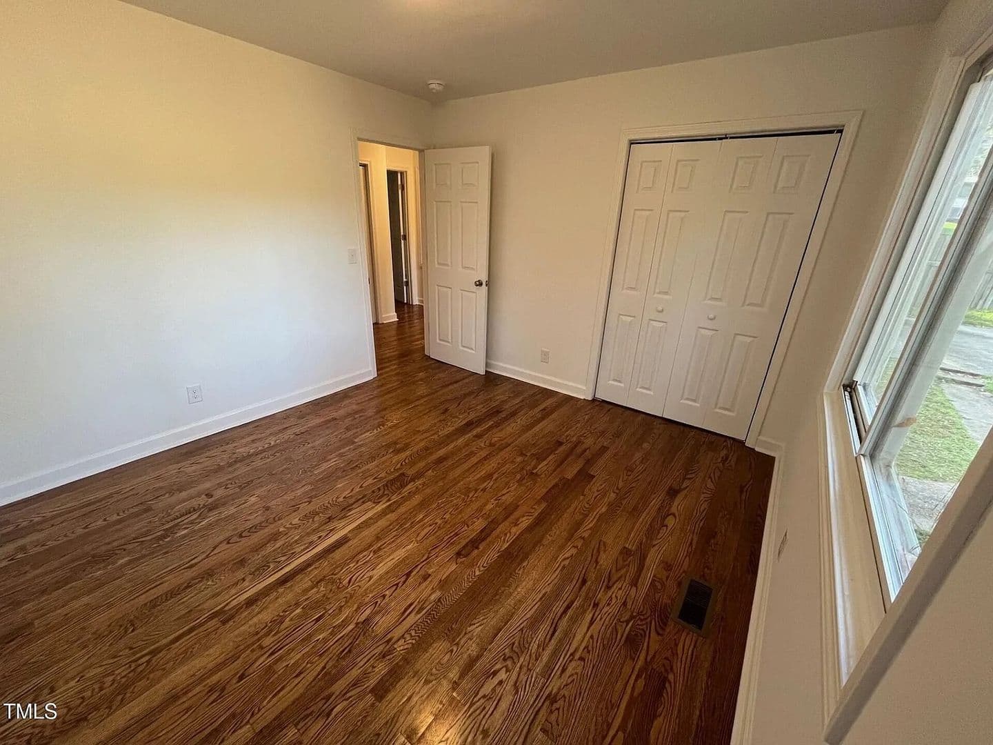 Durham House: 916 Forge Rd