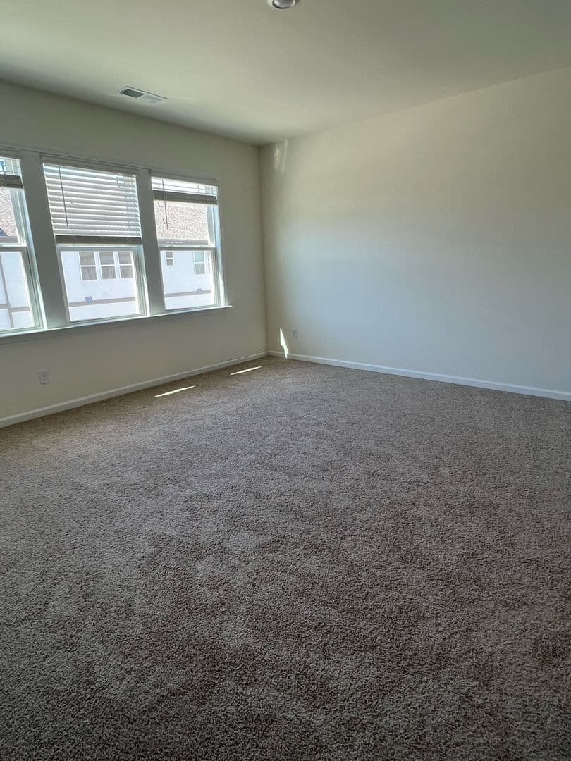Harrisburg House: 5708 Rivulet Wy