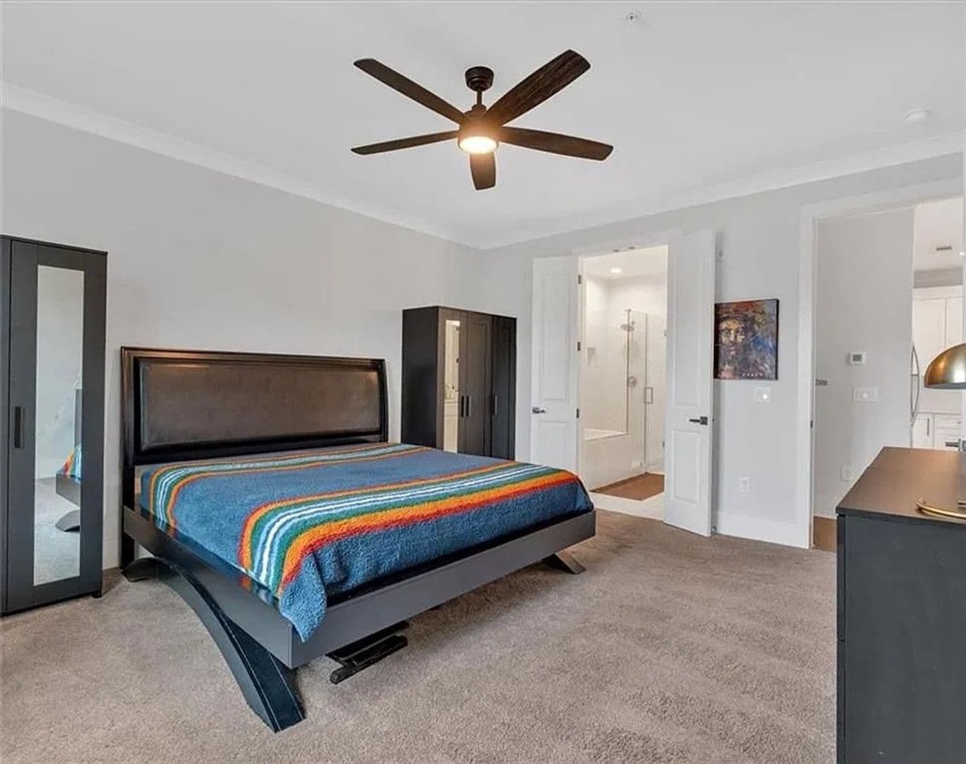 Atlanta House: 6890 Peachtree Dunwoody Rd NE