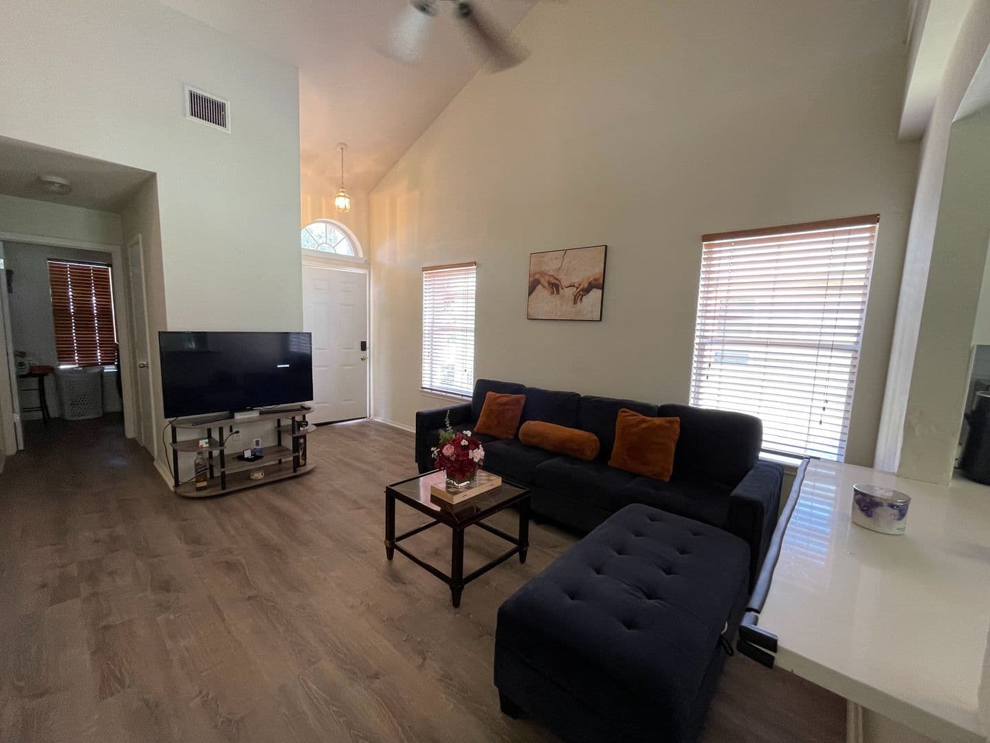 Leander House: 2419 Socorro Bend