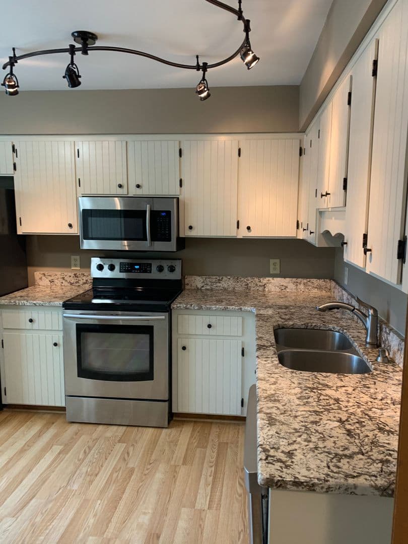 Raleigh House: 2625 Sawmill Rd