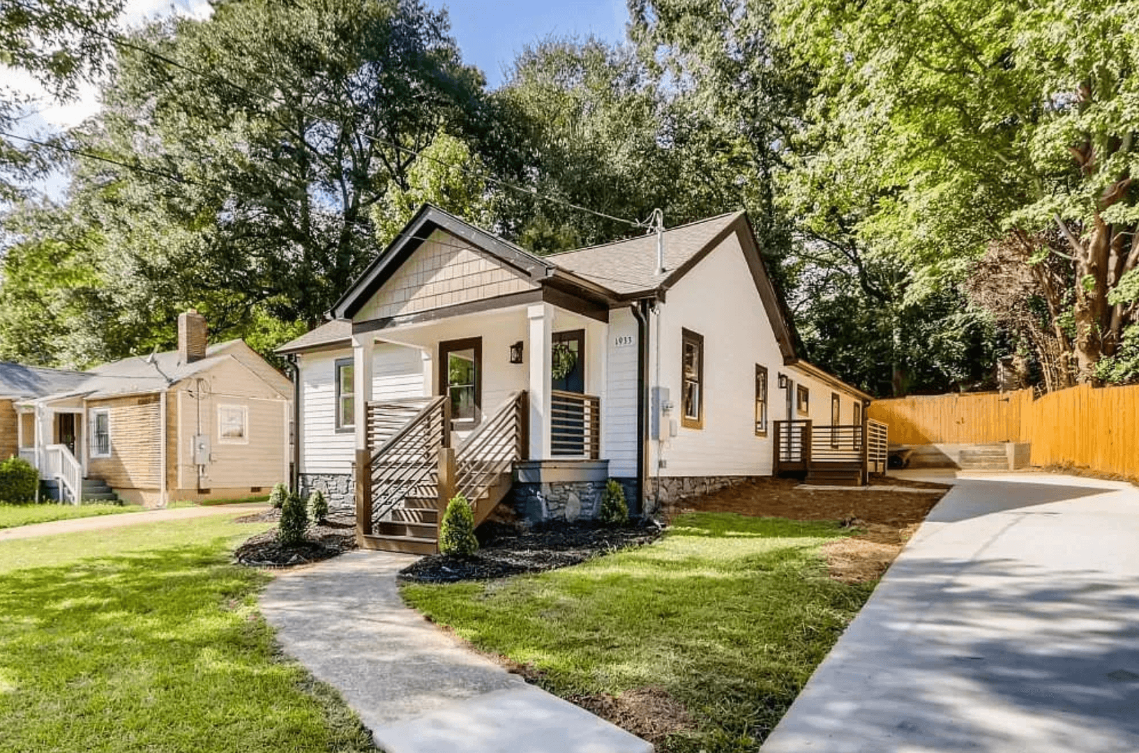 Atlanta House: 1933 North Avenue NW