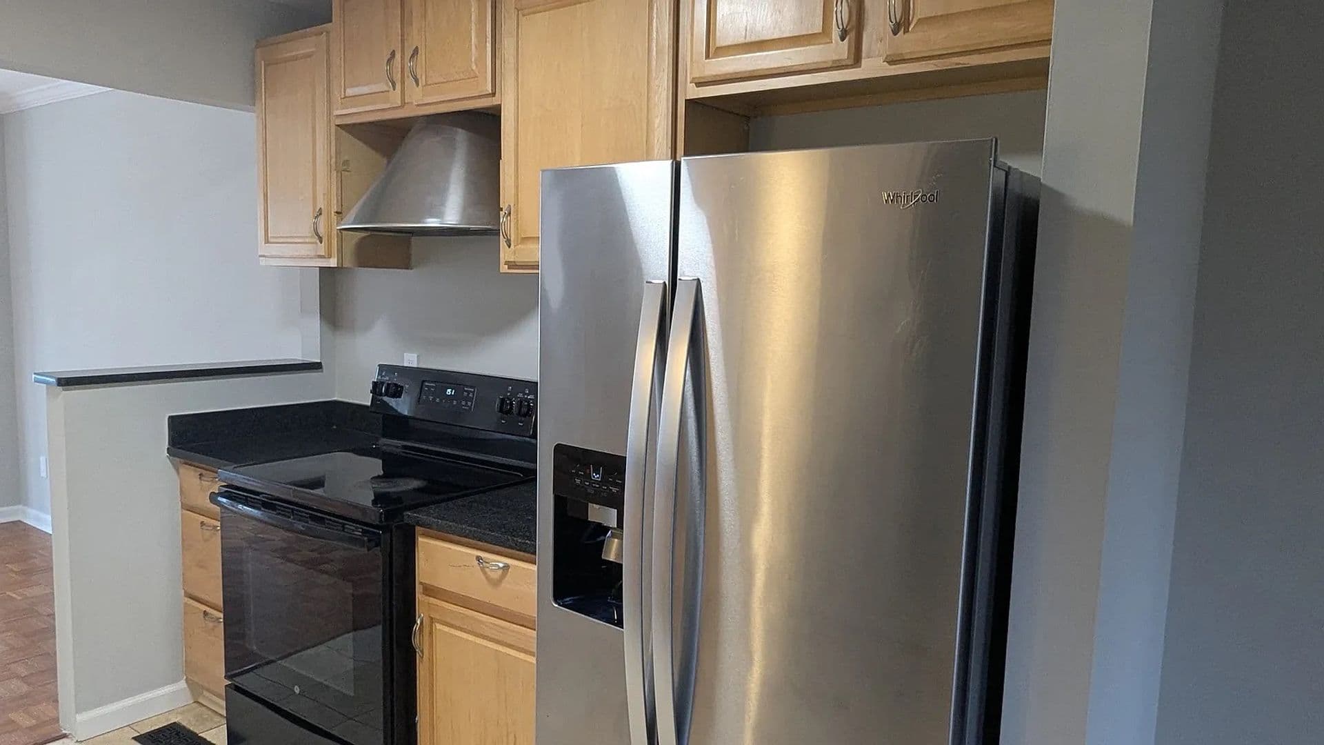 Smyrna House: 1848 Cooper Lake Dr SE