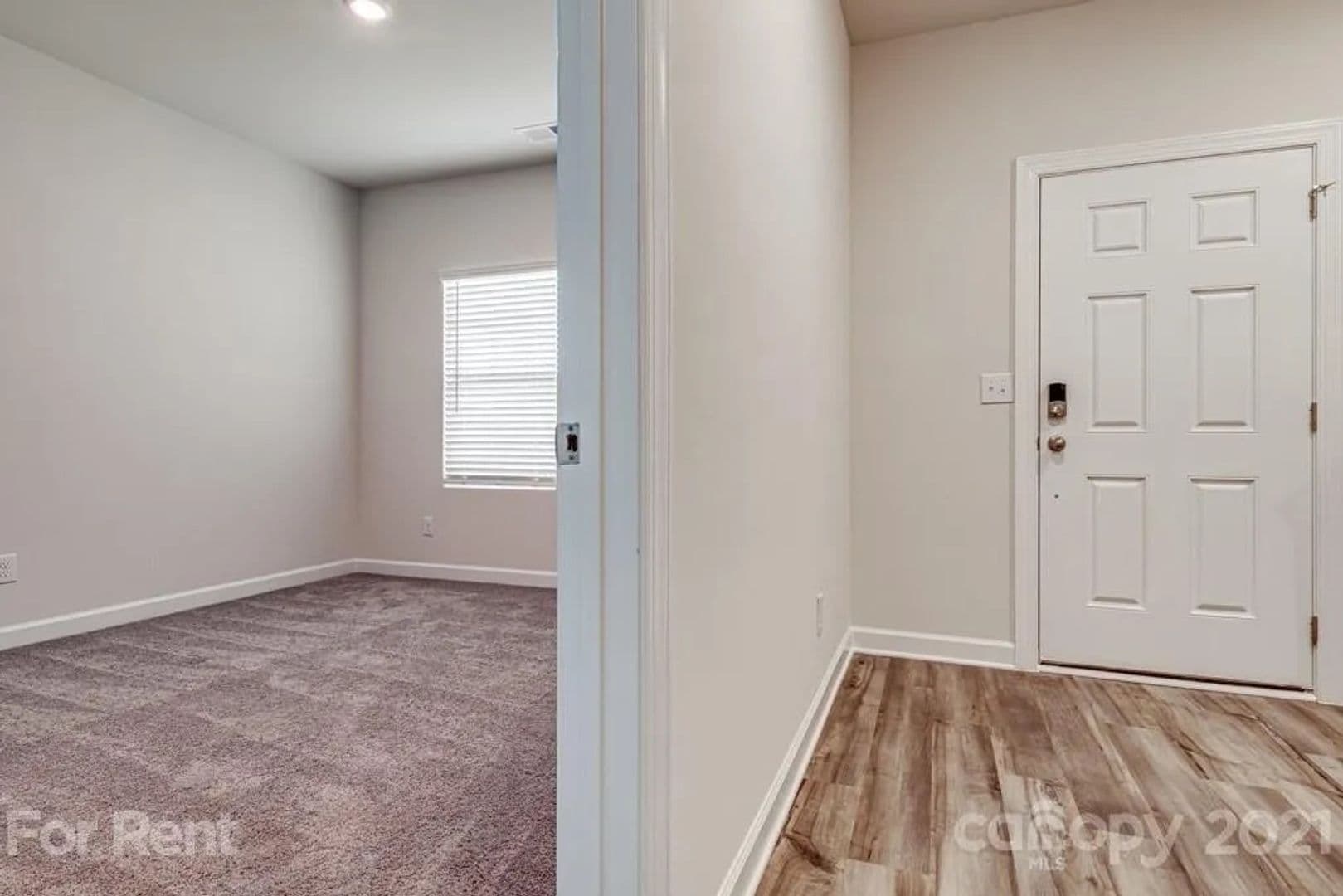 Charlotte House: 2022 Tears Ln