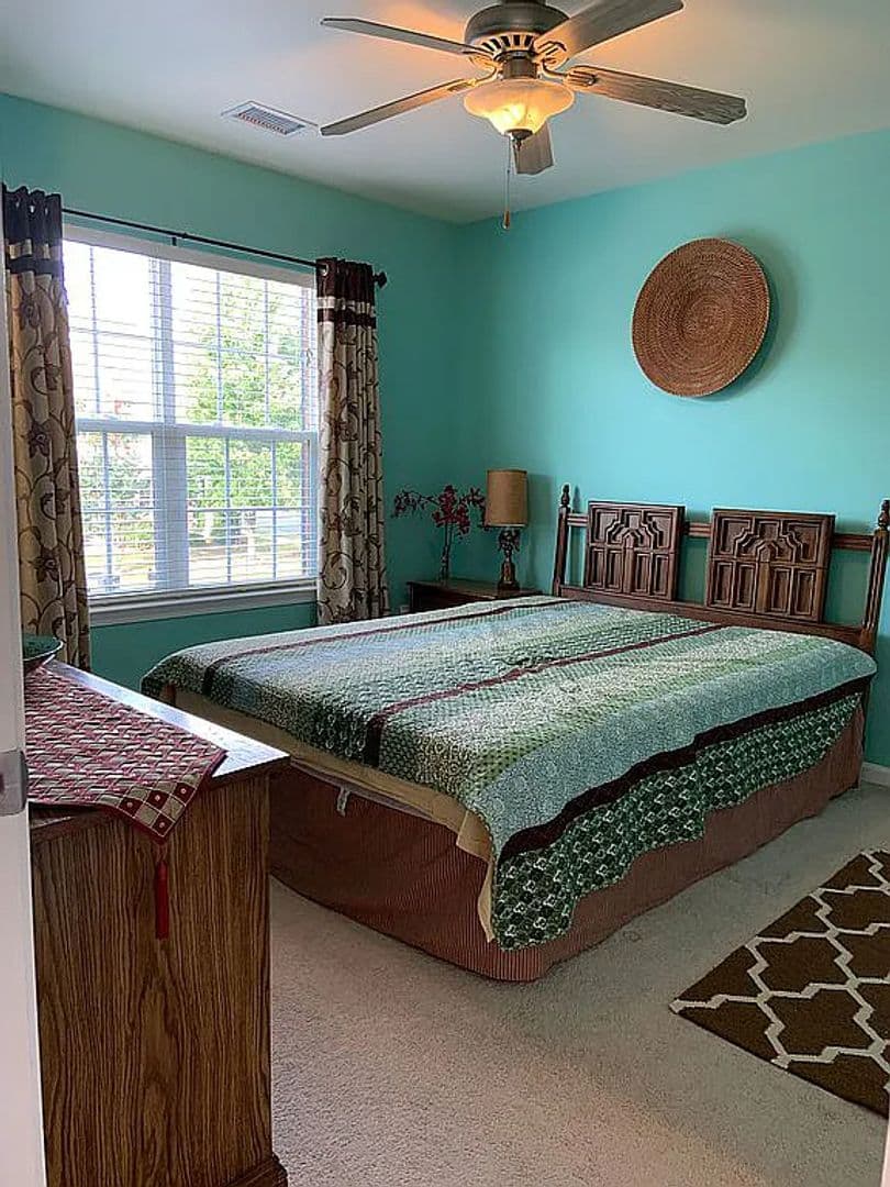 Charlotte House: 2007 Arbor Vista Dr