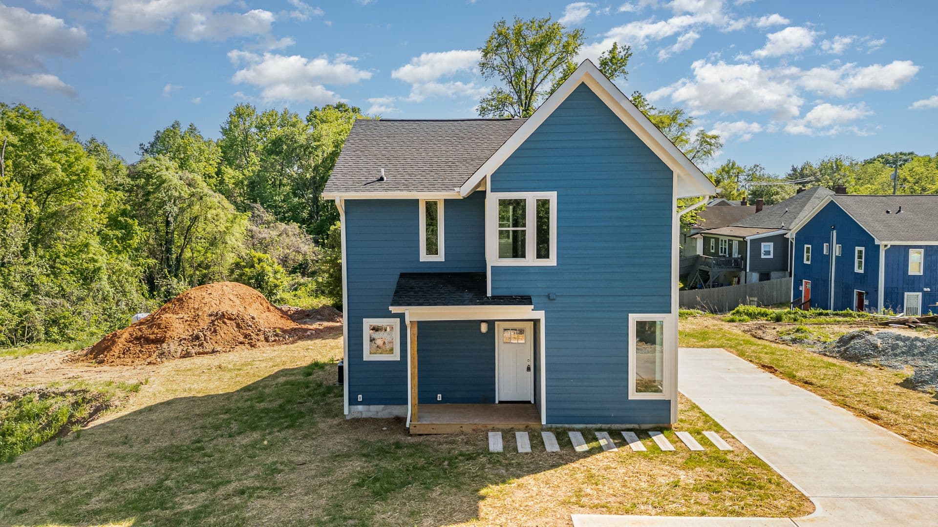 Durham House: 819 S Alston Ave