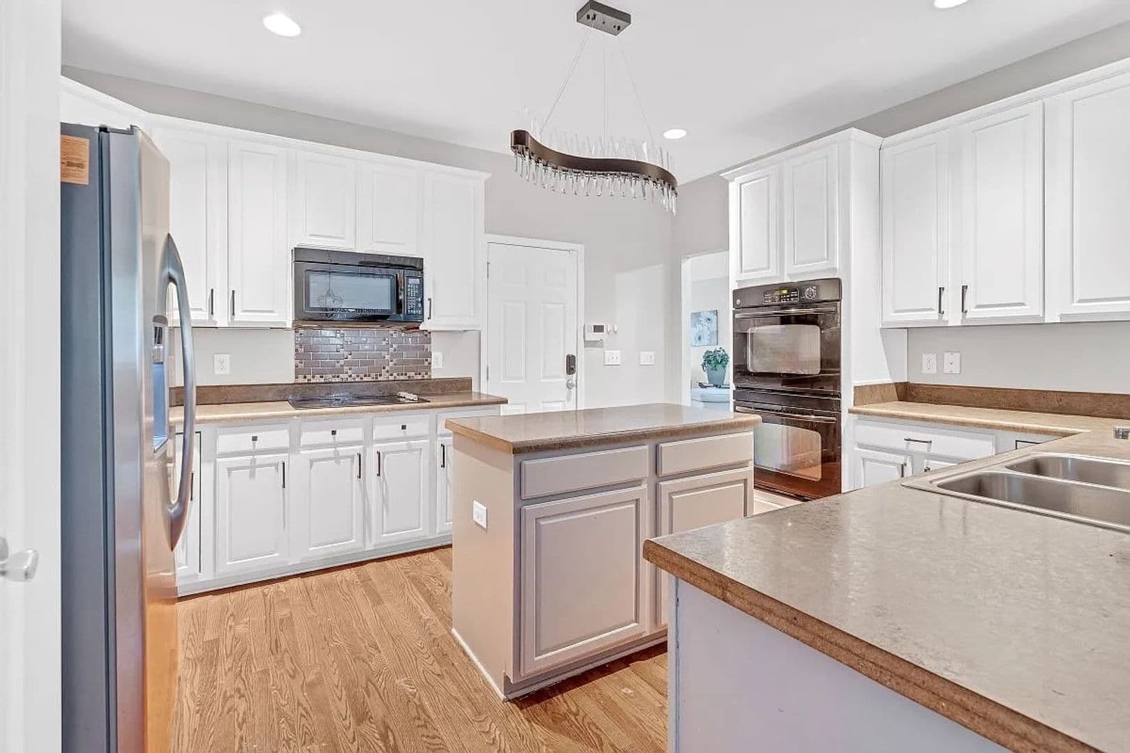 Knightdale House: 5077 Stonewood Pines Dr