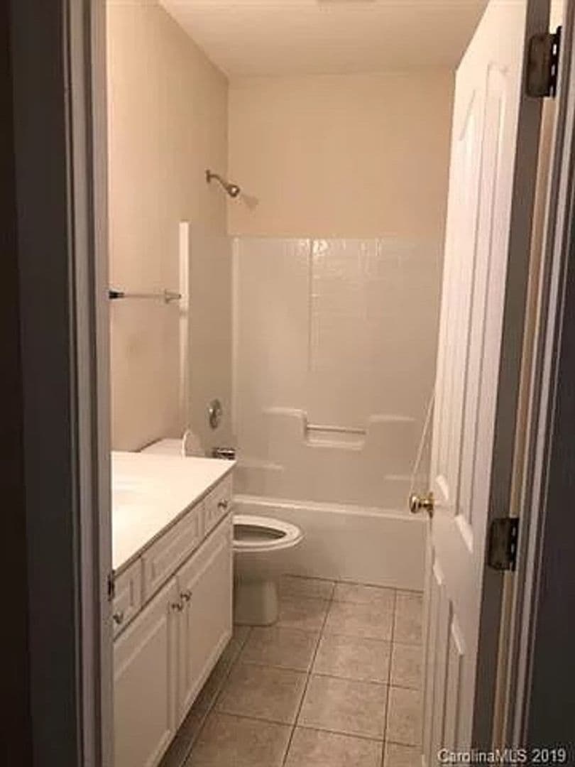Charlotte House: 2119 Priory Ct