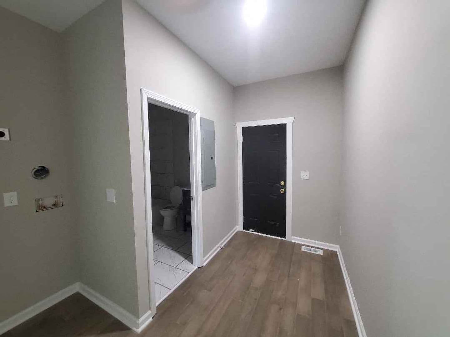 Atlanta House: 1449 Athens Ave SW