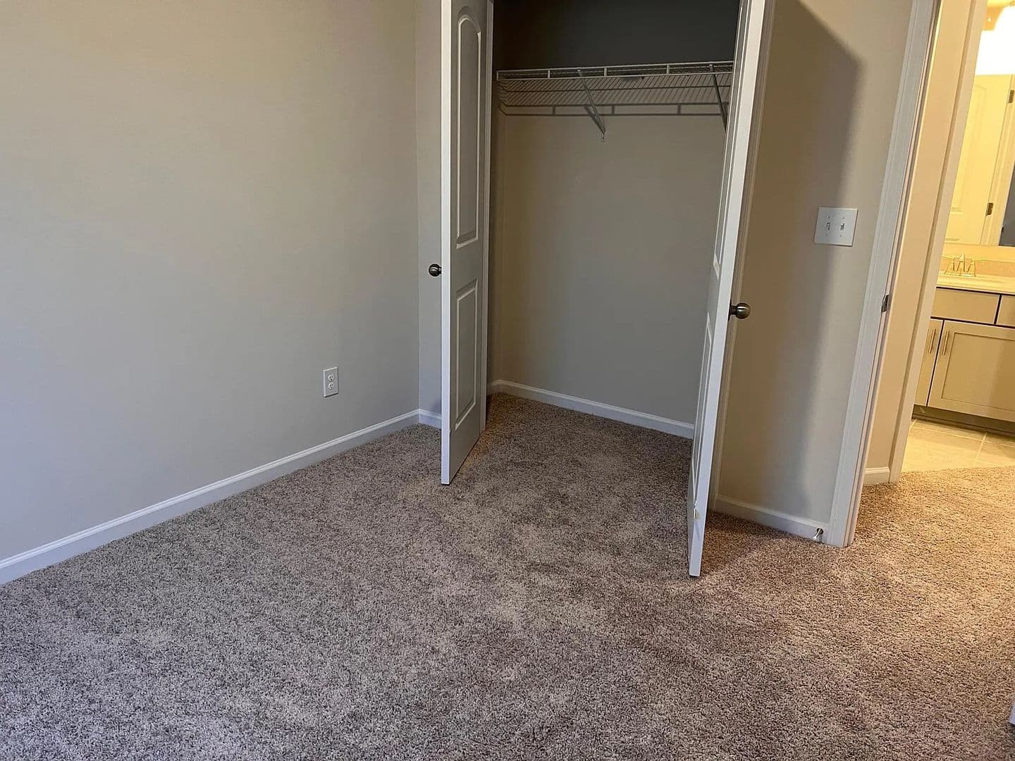 Charlotte House: 11051 Lawyers Rd
