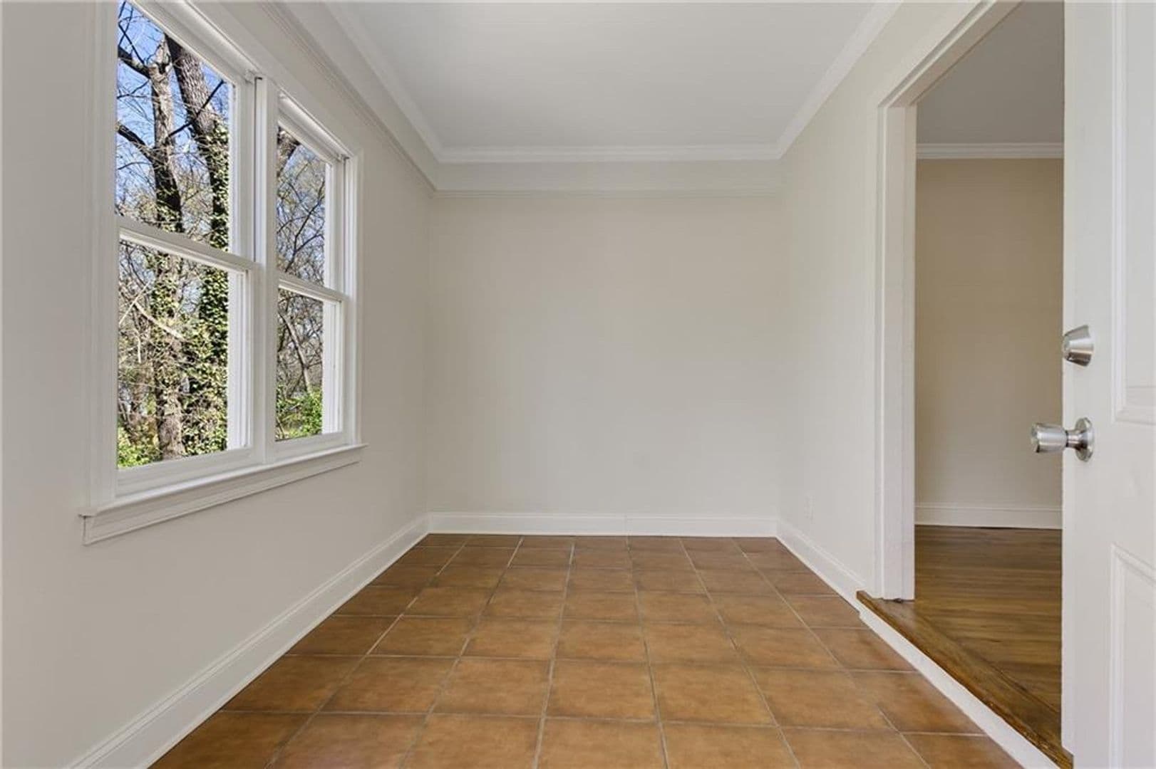Atlanta House: 2126 Jernigan Dr SE