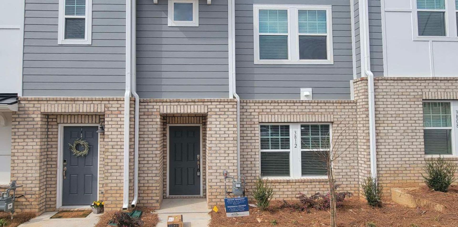 Charlotte House: 3812 Memorial Pkwy
