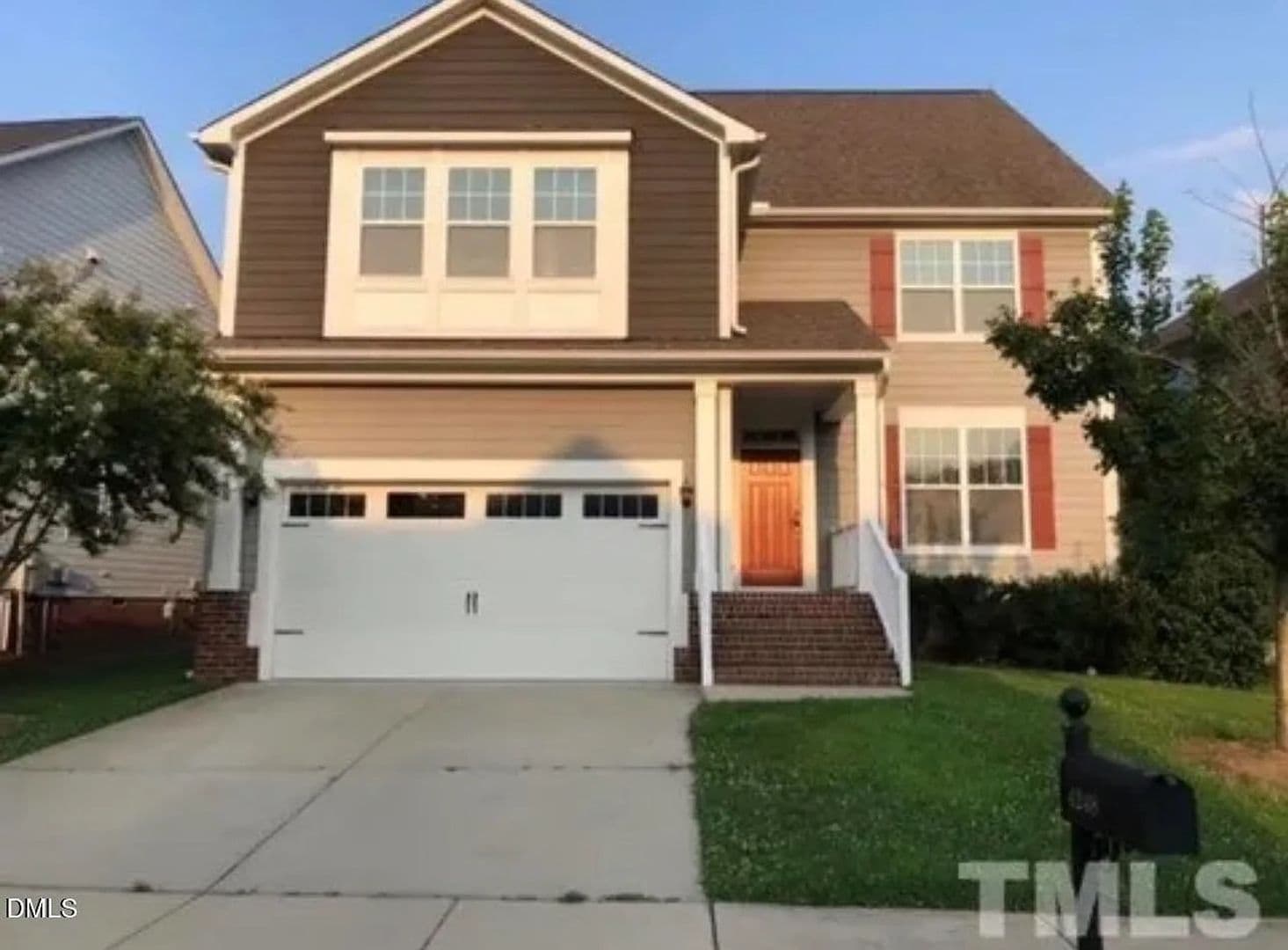 Raleigh House: 4248 Brintons Cottage St