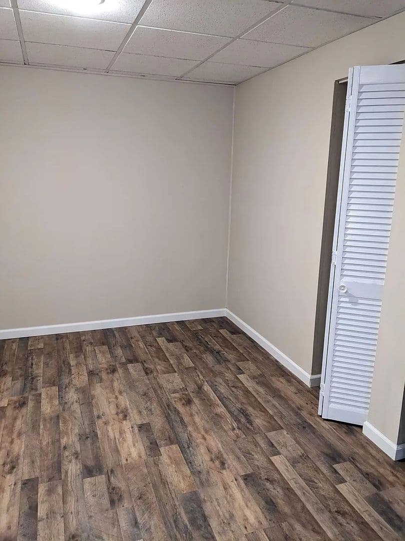 Marietta House: 450 Karl Ct