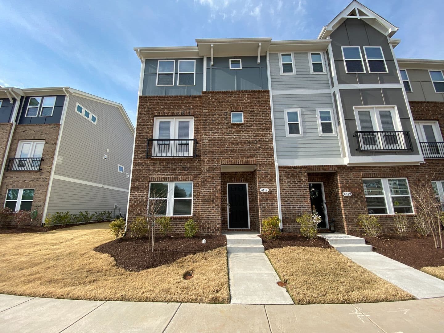 Cary House: 4117 Mahal Ave