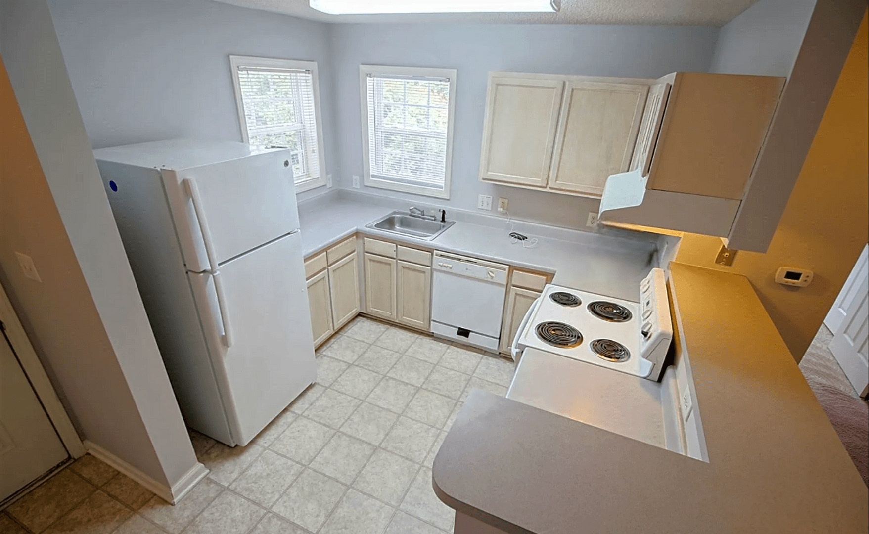 Raleigh House: 2010 #302 Wolfmill Dr
