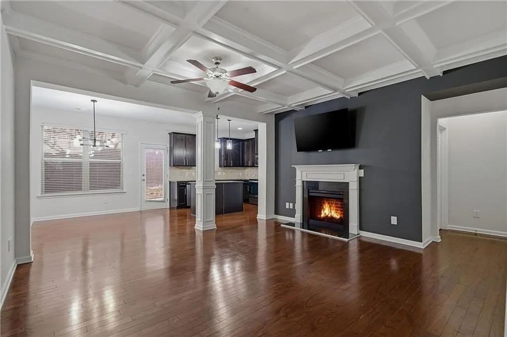 Lilburn House: 1697 Paxton Dr SW