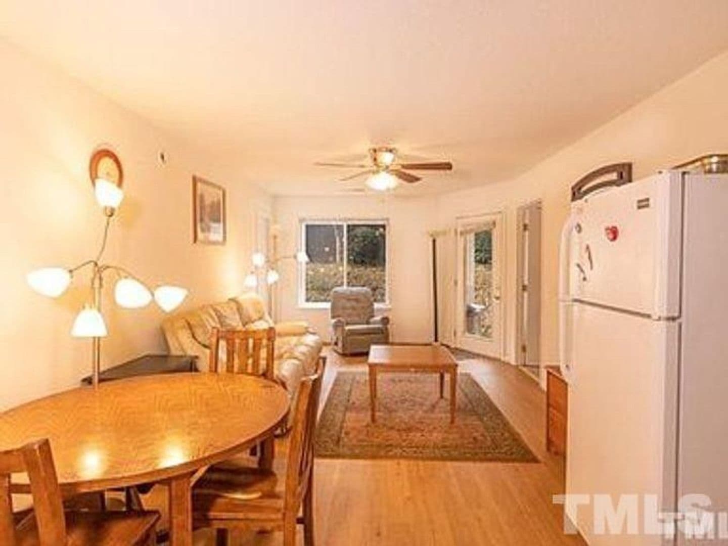 Raleigh House: 1411 Collegiate Cir