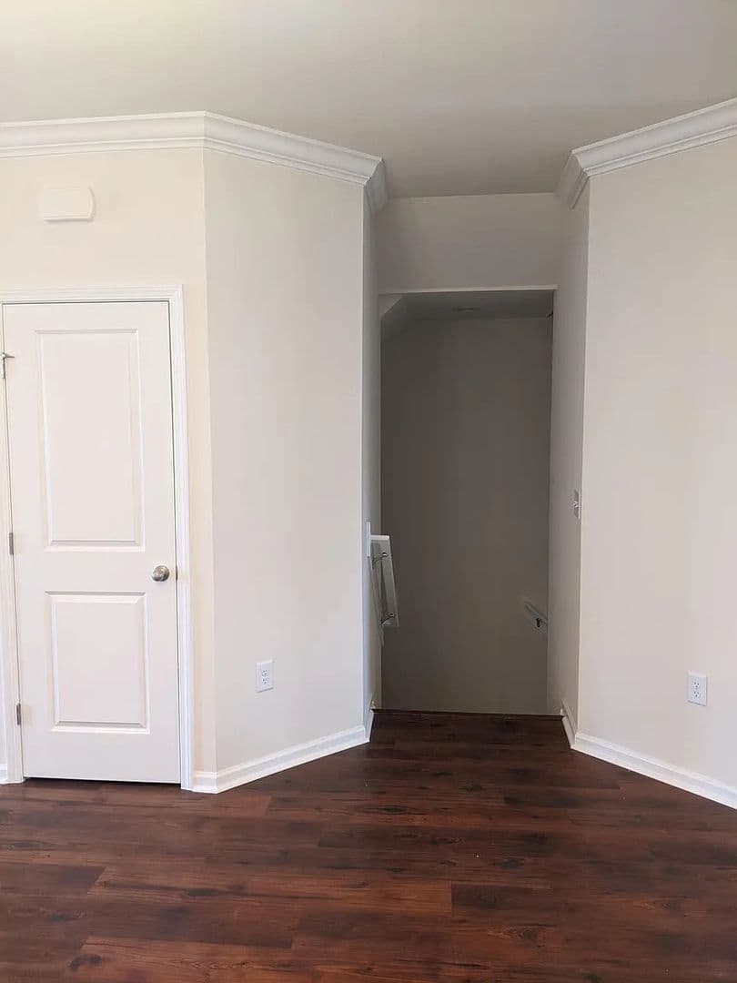 Apex House: 1038 Diamond Dove Ln