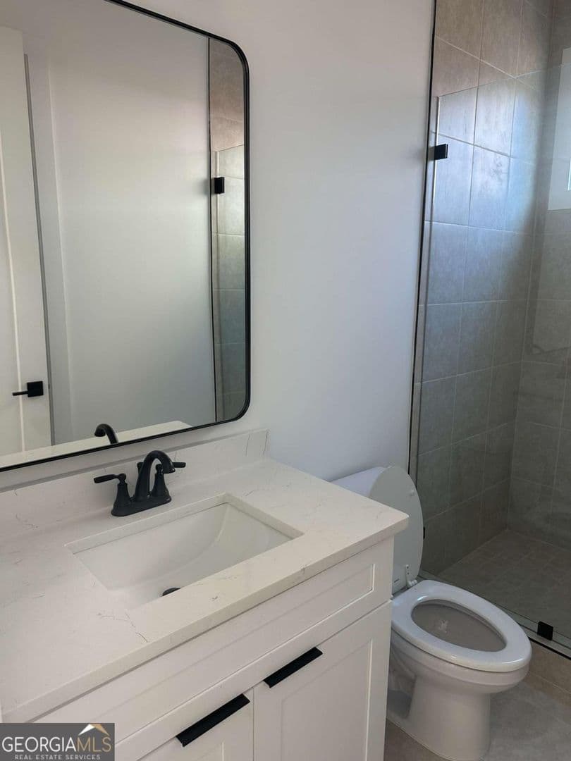 Atlanta House: 1239 Plaza Ave SW
