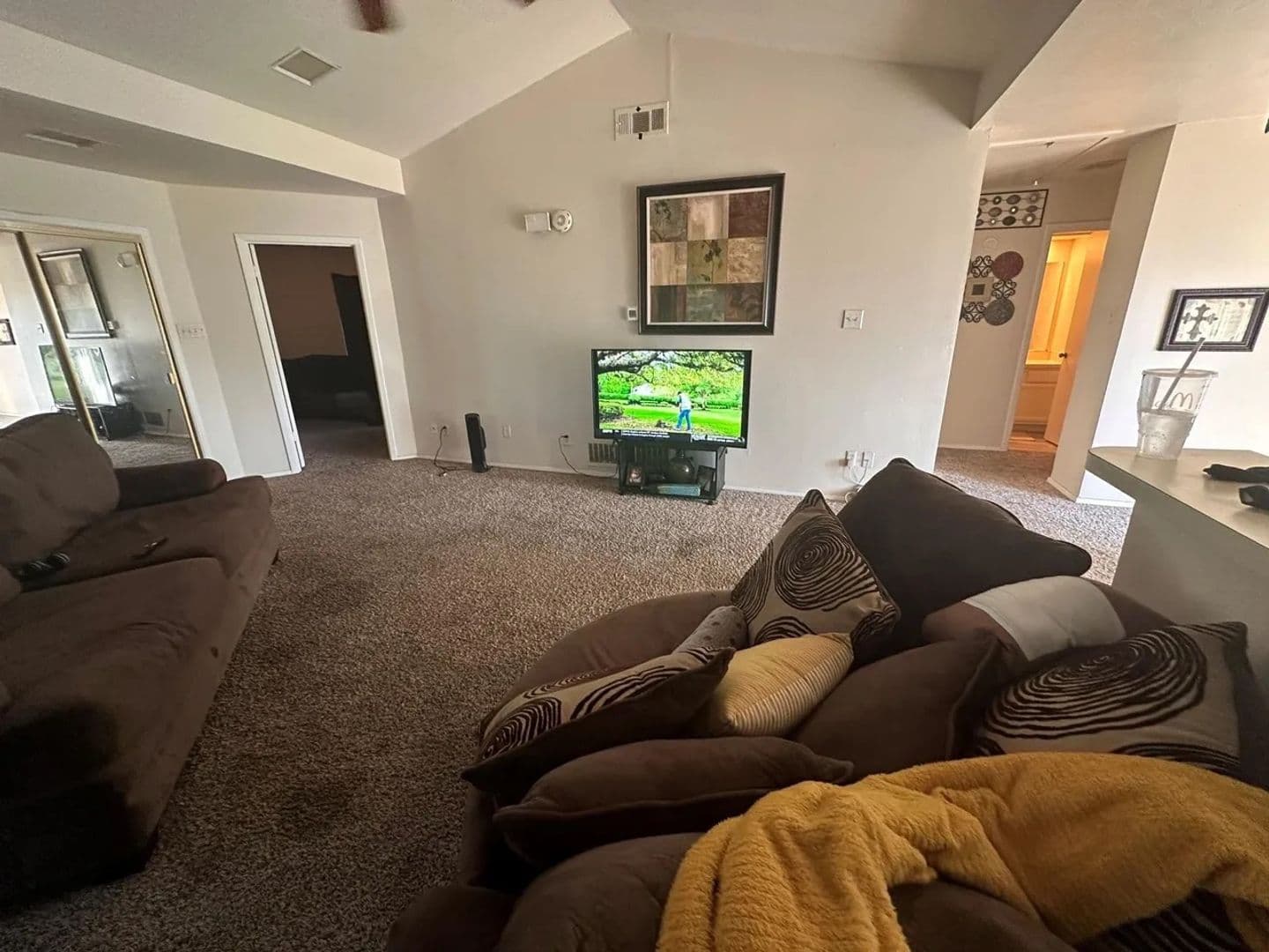 Garland House: 2026 Santa Anna Dr