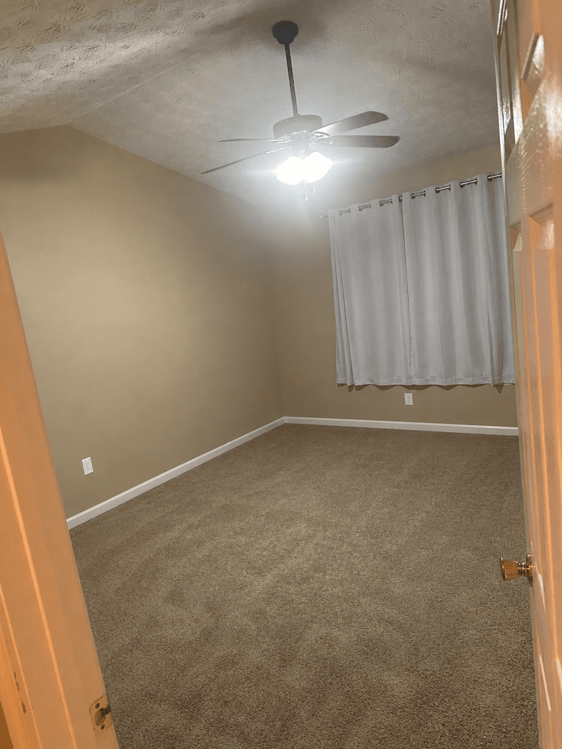 Lithonia House: 6176 Valley Green Rd