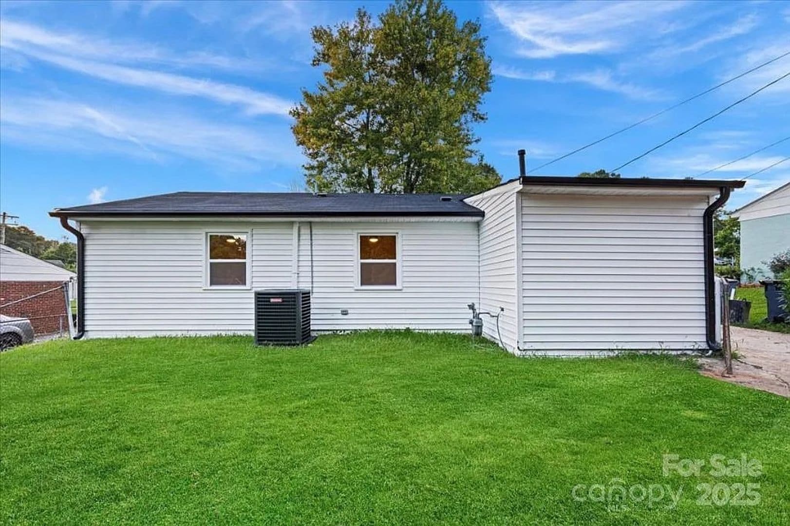 Charlotte House: 3600 Braden Dr
