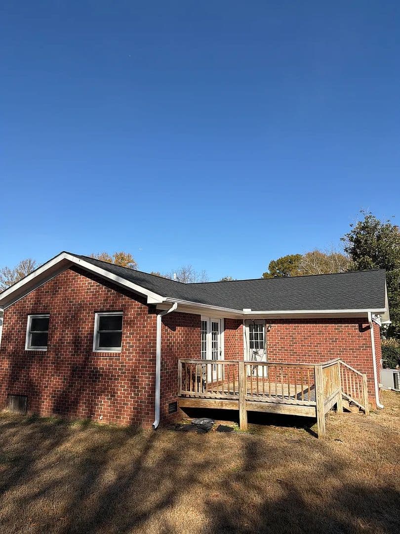 Rock Hill House: 503 Lucky Ct