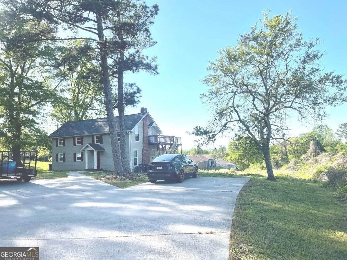 Douglasville House: 6787 W Strickland St