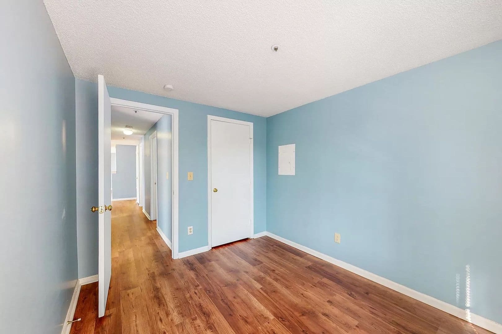 Charlotte House: 1610 #B Arlyn Cir