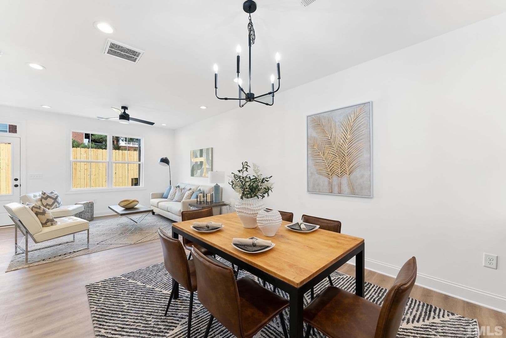 Raleigh House: 8611 Brushfoot Wy