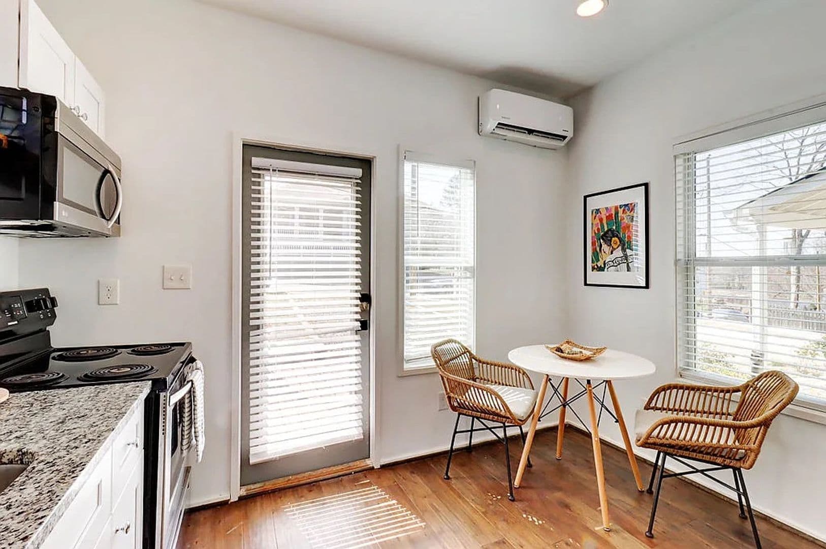 Atlanta House: 51 Bowen Ave SE