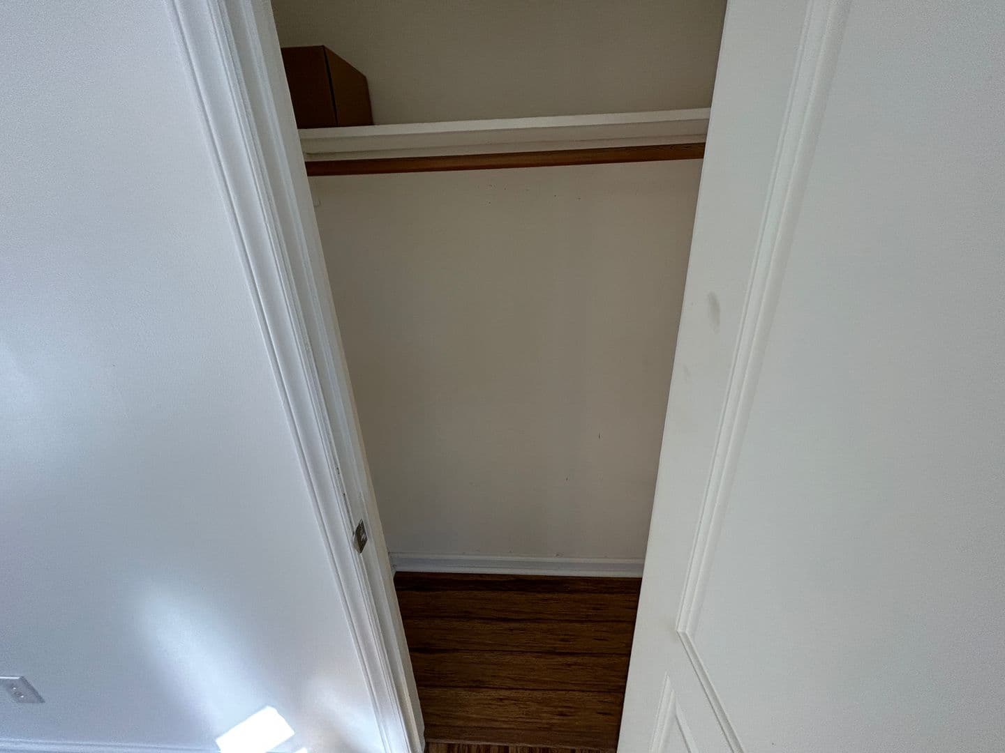 Raleigh House: 3812 Oak Park Rd