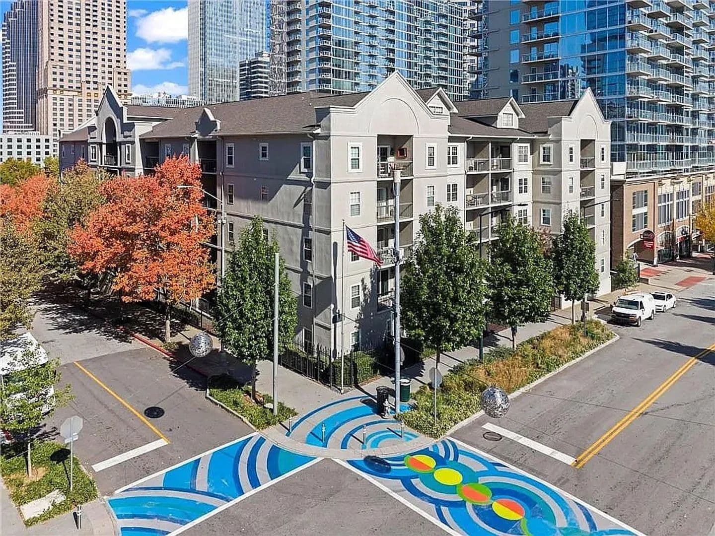 Atlanta House: 1075 Peachtree Walk NE
