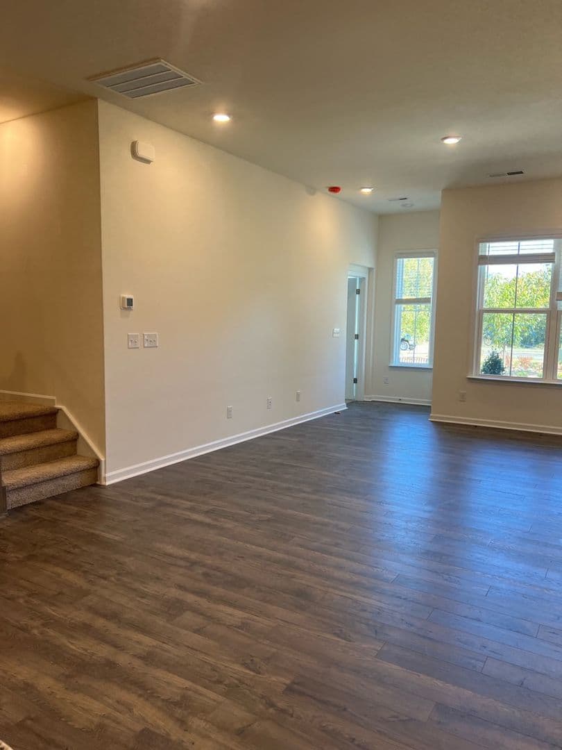 Harrisburg House: 5708 Rivulet Wy
