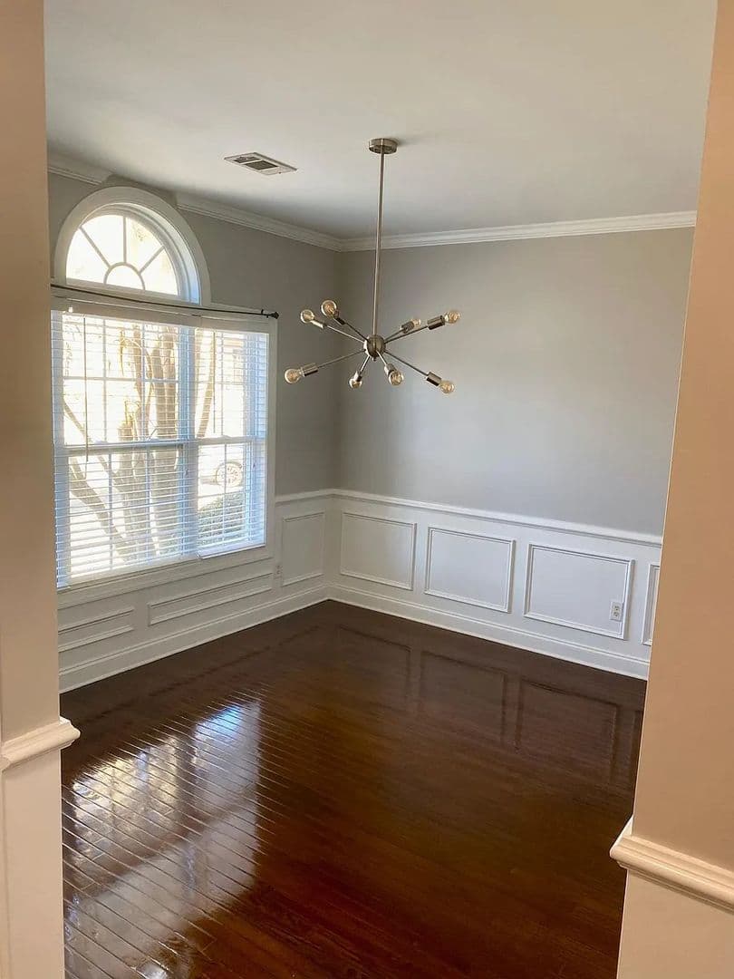 East Point House: 9050 Bayrose Cir